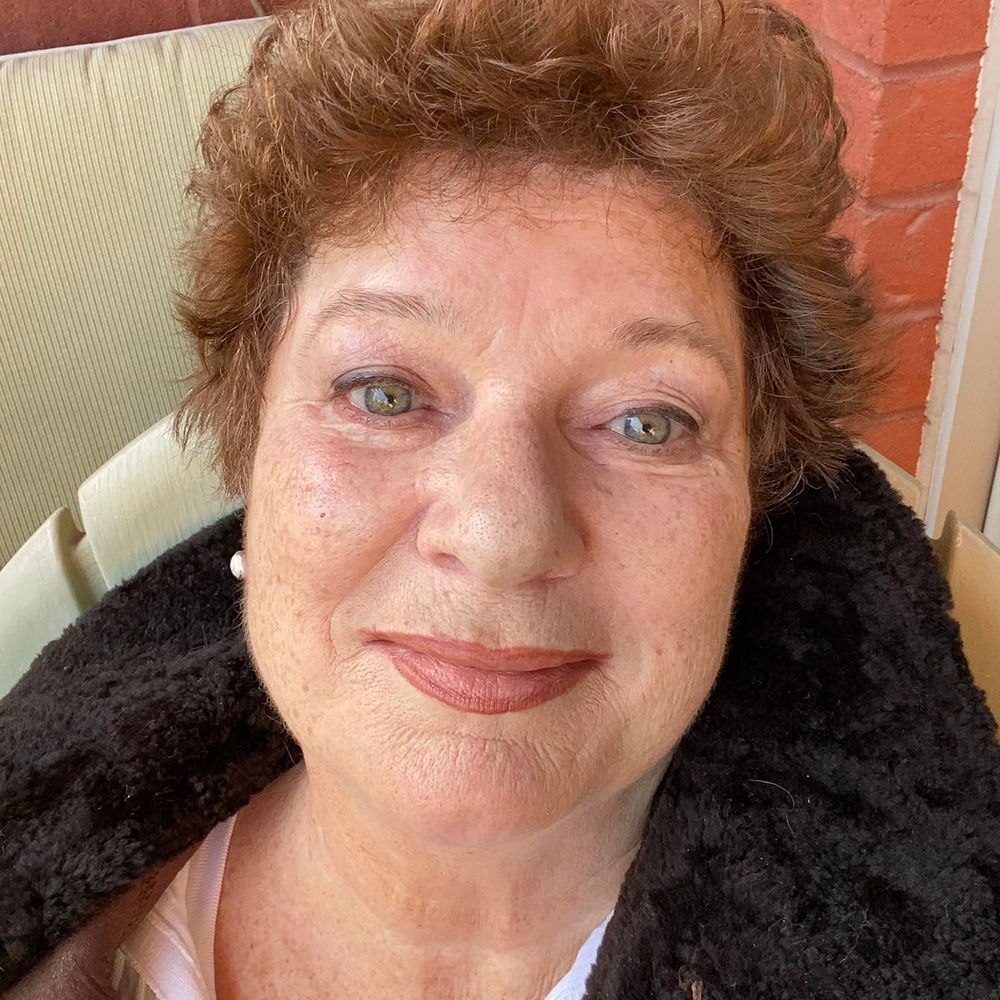Meet your Posher, Cecile